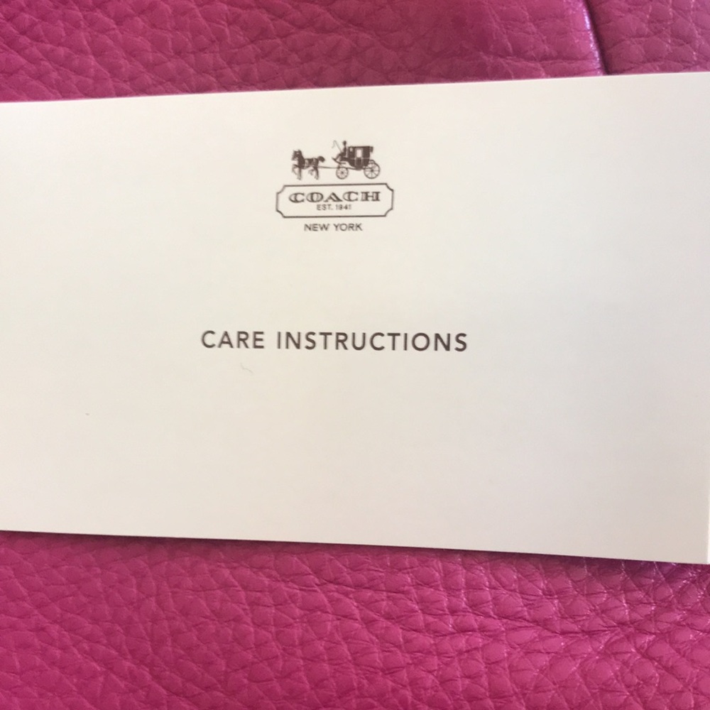 fuchsia Coach bag - Picture 7 of 10